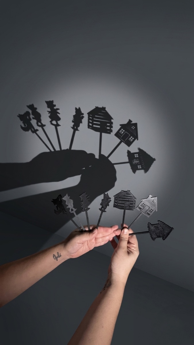 Figuras para representar cuentos mediante luces y sombras